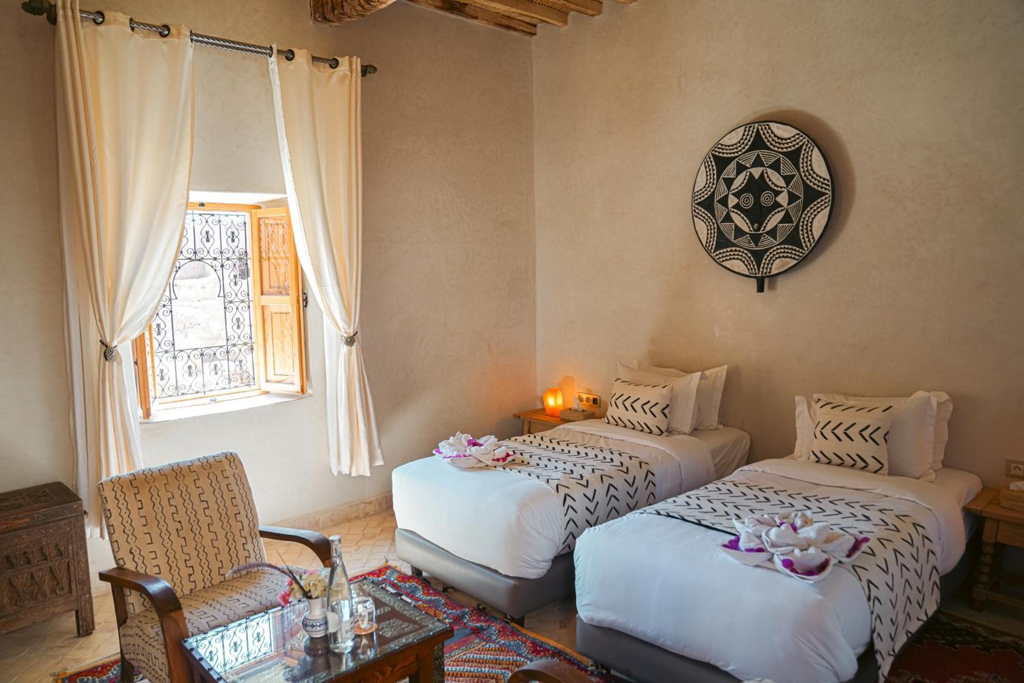 Hotel Kasbah Hnini Igdourane Esterno foto
